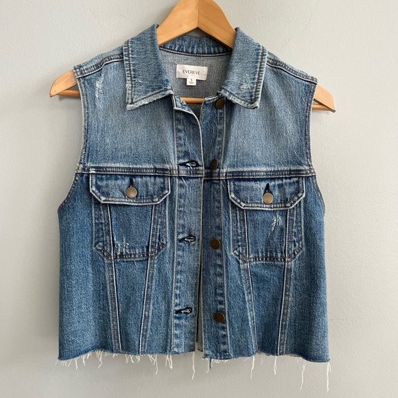 Evereve Robbie Denim Vest Size Small Cropped Western Chic Raw Hem Layering - Picture 2 of 11